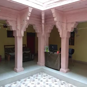 Homestay Radha Krishna 